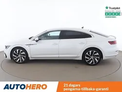 Vit Begagnad 2017 VW Arteon R-line Halvkombi | 249 000 kr (Dyr)