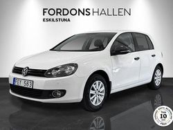 Vit Begagnad 2011 VW Golf VII Halvkombi | 64 900 kr (Marknadspris)