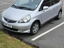 Silver Begagnad 2006 Honda Jazz Halvkombi | 19 900 kr (Lite dyr)