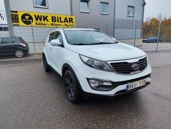 Vit Begagnad 2011 Kia Sportage EX SUV | 59 800 kr (Marknadspris)