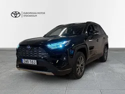 Svart Begagnad 2024 Toyota RAV4 Hybrid Executive SUV | 484 900 kr (Marknadspris)