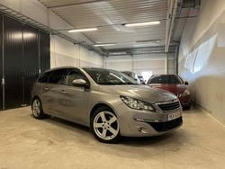 Grå Begagnad 2015 Peugeot 308 Active Kombi | 49 900 kr (Marknadspris)