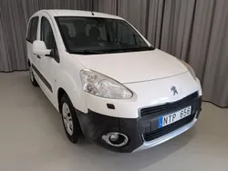Vit Begagnad 2012 Peugeot Partner Tepee Minibuss | 89 900 kr (Marknadspris)