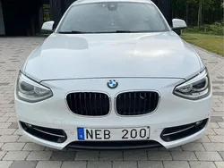 Vit Begagnad 2013 BMW 118 Sport Line Halvkombi | 95 000 kr (Marknadspris)