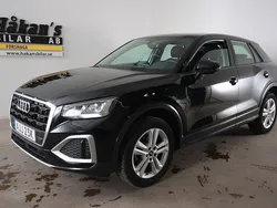 Svart Begagnad 2022 Audi Q2 Advanced SUV | 269 500 kr (Marknadspris)