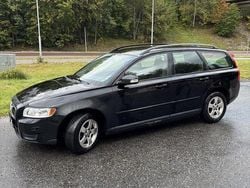 Svart Begagnad 2007 Volvo V50 Kombi | 32 000 kr (Marknadspris)