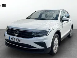 Vit Begagnad 2020 VW Tiguan Life SUV | 279 900 kr (Lite dyr)