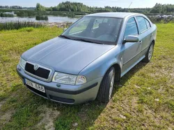 Grå Begagnad 2004 Skoda Octavia Tour Halvkombi | 16 000 kr (Bra pris)