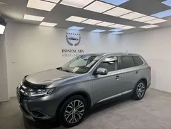 Mörkgrå Begagnad 2015 Mitsubishi Outlander Comfort Edition SUV | 79 900 kr