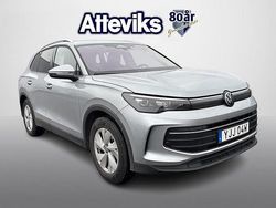 Silver Begagnad 2024 VW Tiguan Edition SUV | 379 900 kr (Lite dyr)