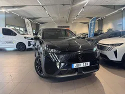 Svart Begagnad 2025 Peugeot 3008 GT SUV | 379 900 kr