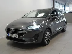 Grå (magnetic pn4dq) Begagnad 2022 Ford Fiesta Titanium Halvkombi | 159 900 kr (Marknadspris)