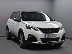 Vit Begagnad 2018 Peugeot 5008 GTi SUV | 224 800 kr (Marknadspris)