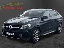 Mörkblå (blå) Begagnad 2017 Mercedes GLE350 Sportkupé | 469 000 kr (Lite dyr)