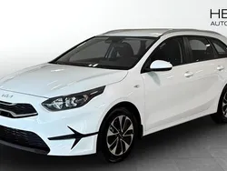Vit (white) Ny 2025 Kia Ceed Sportswagon Kombi | 299 900 kr (Lite dyr)