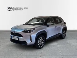 Silver Begagnad 2022 Toyota Yaris Cross Active SUV | 274 900 kr (Marknadspris)