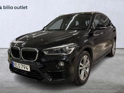 Svart Begagnad 2017 BMW X1 SUV | 110 000 kr (Bra pris)