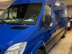 Blå Begagnad 2013 Mercedes Sprinter Van | 169 000 kr (Lite dyr)