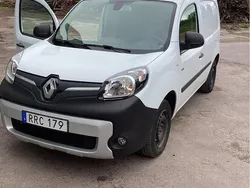 Vit Begagnad 2018 Renault Kangoo Minibuss | 90 000 kr (Marknadspris)