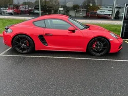 Röd Begagnad 2019 Porsche 718 Cayman Sport Sportkupé | 835 000 kr