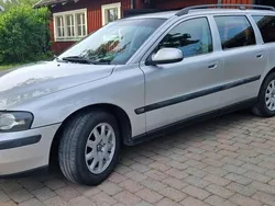 Grå Begagnad 2003 Volvo V70 Kombi | 59 500 kr (Dyr)