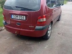 Blå Begagnad 2001 Renault Scénic Expression Minibuss | 12 500 kr