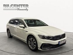 Vit Begagnad 2021 VW Passat GTE Kombi | 245 000 kr (Marknadspris)