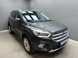Grå Begagnad 2018 Ford Kuga SUV | 139 900 kr (Superpris)