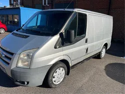 Grå Begagnad 2011 Ford Transit T260 Minibuss | 23 000 kr