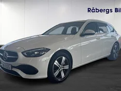 Vit Begagnad 2022 Mercedes C300e Kombi | 359 800 kr (Marknadspris)
