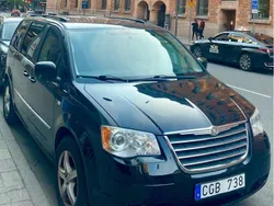 Svart Begagnad 2010 Chrysler Grand Voyager Minibuss | 59 900 kr (Marknadspris)