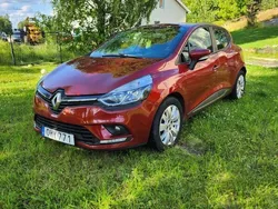 Begagnad 2017 Renault Clio IV Zen Halvkombi | 72 900 kr (Marknadspris)