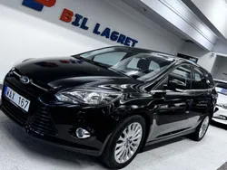 Svart Begagnad 2012 Ford Focus Titanium Kombi | 64 900 kr (Marknadspris)