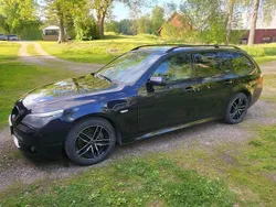 Svart Begagnad 2009 BMW 525 M Sport Kombi | 80 000 kr (Marknadspris)