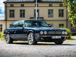 Blå Begagnad 2001 Jaguar XJR Sedan | 249 000 kr