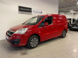 Röd Begagnad 2017 Peugeot Partner Van | 119 900 kr (Lite dyr)