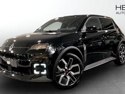 Svart (black) Ny 2025 Renault R5 Techno Halvkombi | 405 800 kr (Marknadspris)