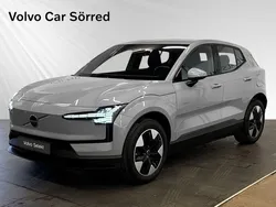 Grå Begagnad 2024 Volvo EX30 Single Motor Extended Range SUV | 379 900 kr (Bra pris)