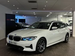 Vit Begagnad 2019 BMW 320 Sport Line Kombi | 279 000 kr (Marknadspris)