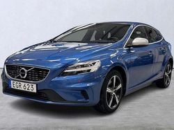 Blå Begagnad 2018 Volvo V40 R-Design Halvkombi | 229 900 kr (Marknadspris)