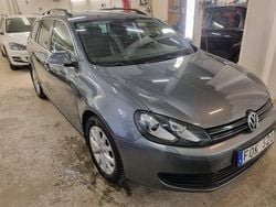 Mörkgrå Begagnad 2010 VW Golf VI Kombi | 49 900 kr (Marknadspris)