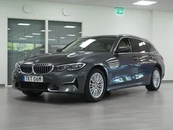 Okänd Begagnad 2021 BMW 320 Luxury Line Kombi | 299 500 kr (Marknadspris)