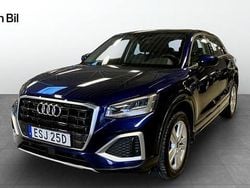 Navarrablå metallic Begagnad 2024 Audi Q2 Advanced Plus SUV | 279 000 kr (Marknadspris)