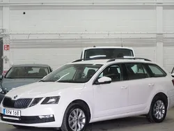 Vit Begagnad 2019 Skoda Octavia Kombi | 179 900 kr (Superpris)