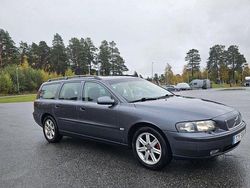 Grå Begagnad 2003 Volvo V70 Business Edition Kombi | 24 000 kr (Lite dyr)