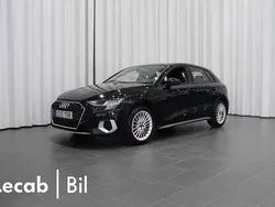 Svart (brilliantsvart) Begagnad 2023 Audi A3 Sportback Advanced Kombi | 239 500 kr