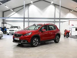 Mörkröd Begagnad 2017 Peugeot 2008 SUV | 139 900 kr (Lite dyr)