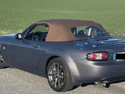 Grå Begagnad 2006 Mazda MX5 Inclusive Cab | 150 000 kr