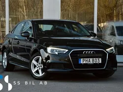 Svart Begagnad 2017 Audi A3 Comfort Sedan | 144 900 kr (Marknadspris)