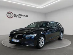 Svart Begagnad 2018 Volvo V90 Momentum Kombi | 218 500 kr (Marknadspris)
